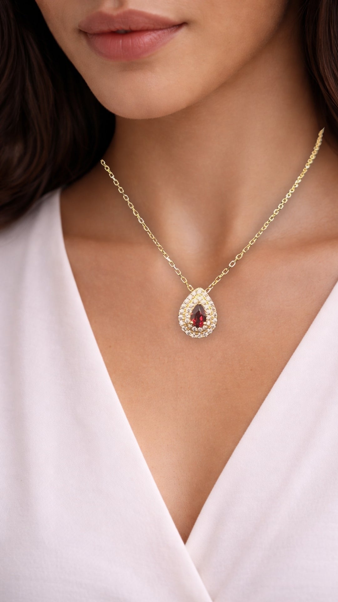 Claudia - NATURAL GARNET GEMSTONE NECKLACE IN 925 STERLING SILVER