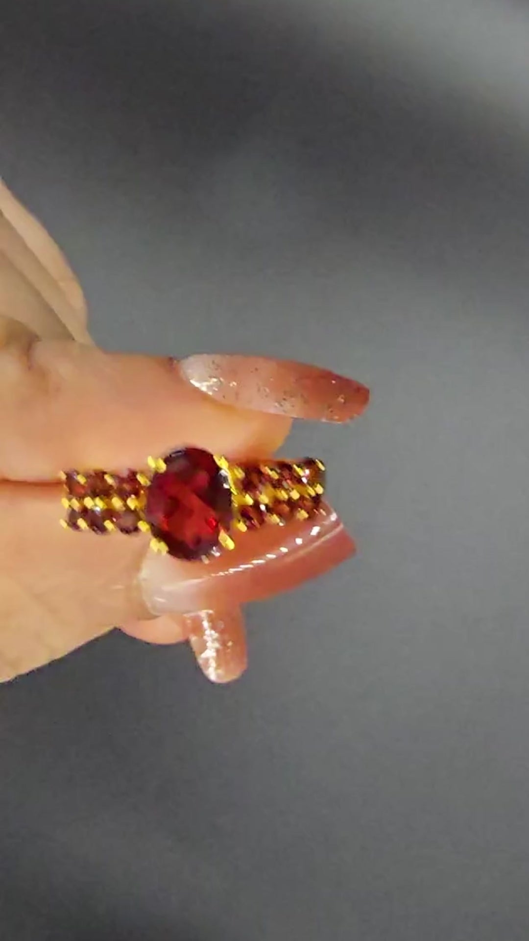 ROYAL – GARNET GEMSTONE RING PLATED IN YELLOW GOLD