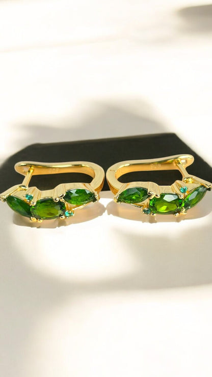 SELENE – NATURAL CHROME DIOPSIDE EARRING IN 925 STERLING SILVER