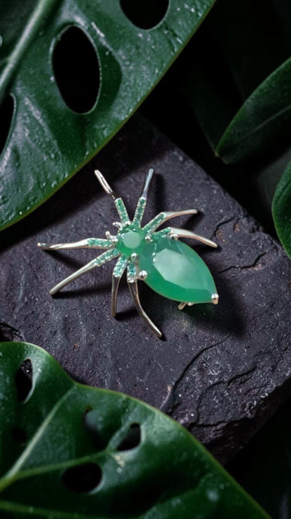 Spider Natural Agate Gemstone Brooch Plated in Rhodium