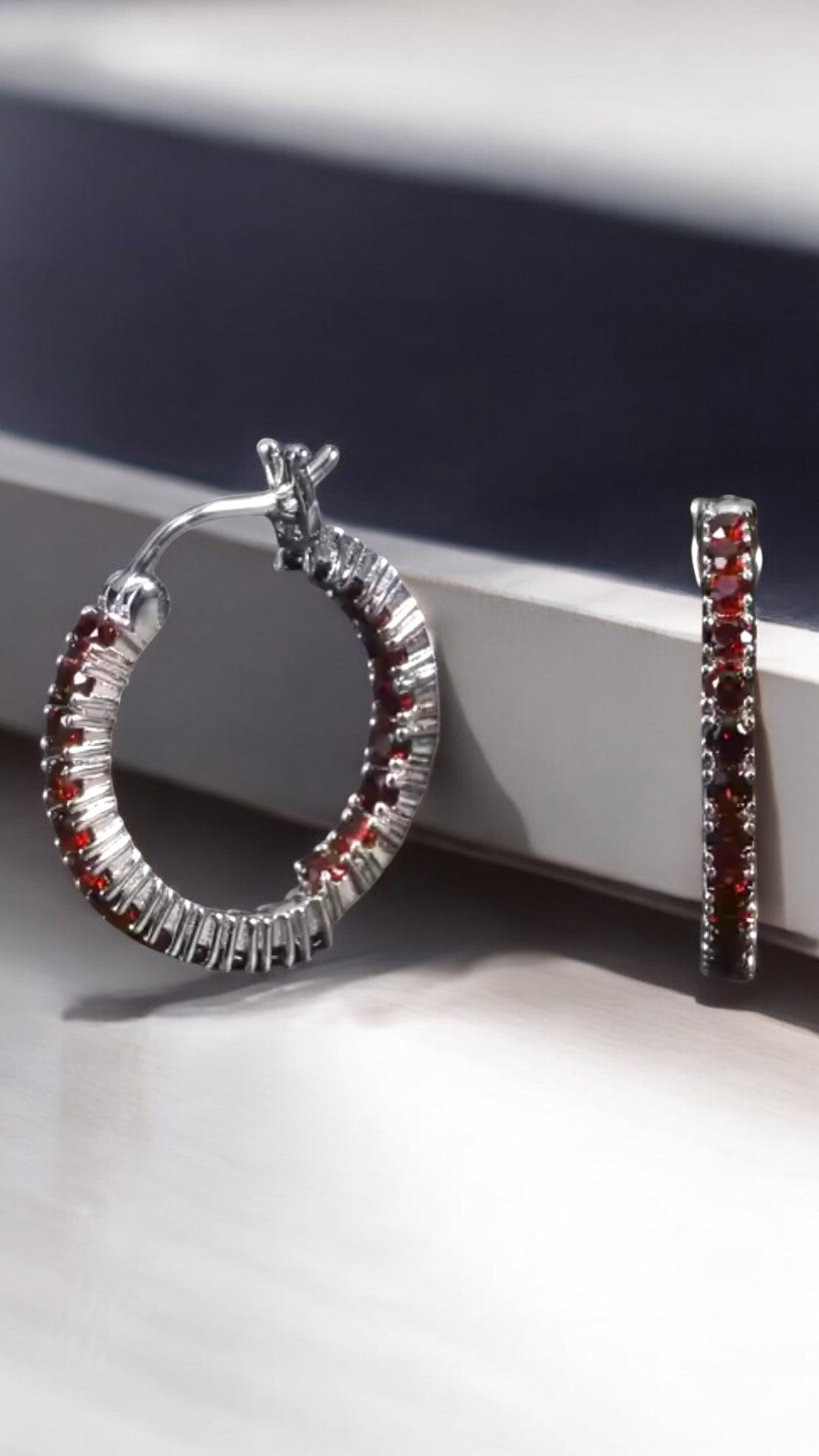 BRAVE – NATURAL GARNET GEMSTONE HOOP EARRING IN 925 STERLING SILVER