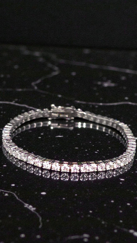 AURA - MOISSANITE GEMSTONE BRACELET IN 925 STERLING SILVER Plated in RHODIUM
