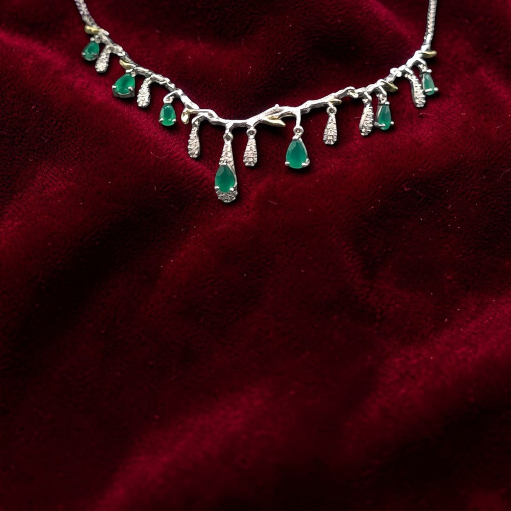 Nyssa - NATURAL AGATE GEMSTONE NECKLACE IN 925 STERLING SILVER
